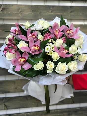 Букет цветов из: Розы и Хризантемы в Ардатове Республики Мордовия