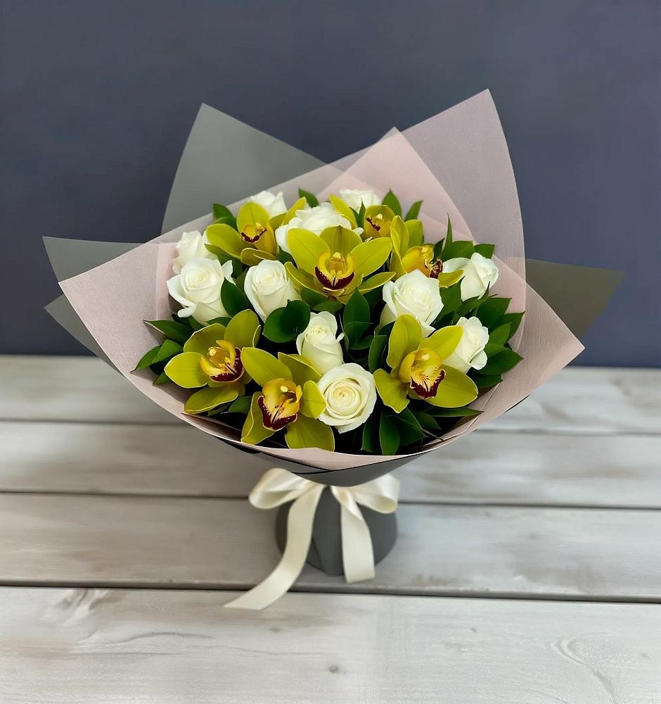 Букет цветов из: Орхидеи и Розы в Ардатове Республики Мордовия