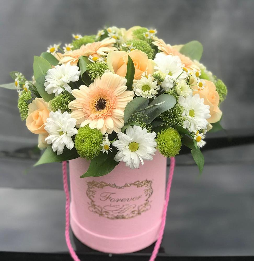 Цветочная композиция из Розы, Герберы и Хризантемы в шляпной коробке в Ардатове Республики Мордовия