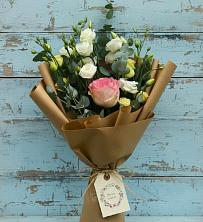 Букет цветов из:  Розы и Лизиантусы в Ардатове Республики Мордовия